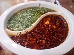 鸳鸯水煮牛肉-成都吃客(九眼桥店)