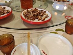 -老鼎万春卤菜(五代传承创始老店)