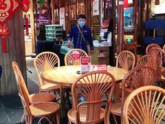 露天位-野山舂·贵州现舂酸汤火锅(鸿通城店)