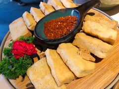 毕节爆浆小豆腐-山石榴·贵州菜(丰盛里店)