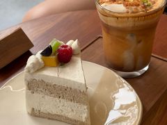 米布丁焙茶蛋糕-素咫咖啡CLIFEROSE(新安店)