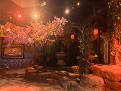 -暴风岛沉浸式体验馆(百联世纪店)