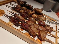 -鸣记脆皮烤鱼·海鲜烤鱼(三八广场店)