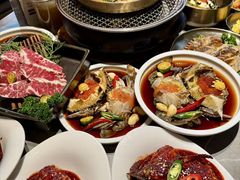 -草家酱蟹炭火烤肉店(珲春南路一店)