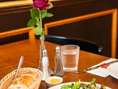 法式田园蔬菜核桃沙律-Entrecôte 法国牛扒馆(保利·时光里店)