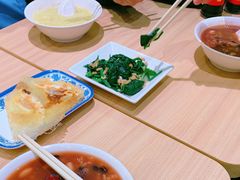 -蓝白自选餐厅(烟大店)