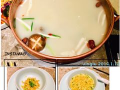 -三人行骨头王火锅(长寿店)