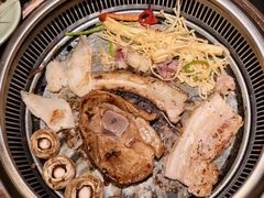 -梨花自助烤肉(西三旗万象汇黑金店)