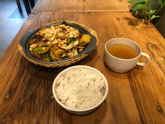 -一两饭川味素食餐厅
