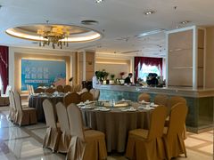 大堂-荣誉国际酒店-云顶旋转餐厅