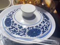 -吃城都·鱼蛙火锅(西玉龙街店)