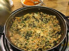 炒饭-喇喇排骨火锅·传统韩式脊骨汤(望京西园总店)