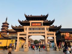 -南门头上美食街