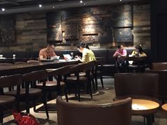 大堂-星巴克(上海虹桥南丰城办公楼店)