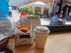 招牌拿铁-DRUNK BAKER(上海陕康里店)