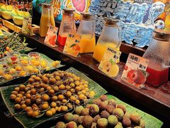 -雍容荟帝王蟹活龙虾展台自助(IFS黑金店)