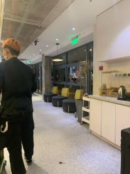 -PE SALON