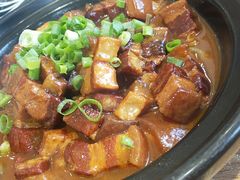 砂锅红烧肉-土桥手掌鸡·26年灌县老味道(都江堰店)