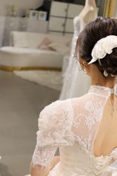 -艾米丽婚纱礼服