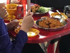 -BHC炸鸡(明洞总店)