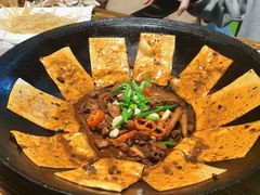 -每食每刻·皖北新民地锅鸡