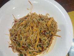 -那家老院子东北菜·饺子·小鸡炖蘑菇(艳华街店)