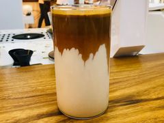 -Line 咖啡(石厦花园店)