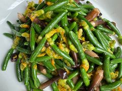 鸡枞菌炒乳瓜-壹零捌道·北京烤鸭(车公庄店)