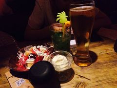 -Helens海伦司小酒馆(津湾广场店)