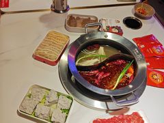 -钢管厂五区小郡肝串串香(奥克斯广场锦城万达店)