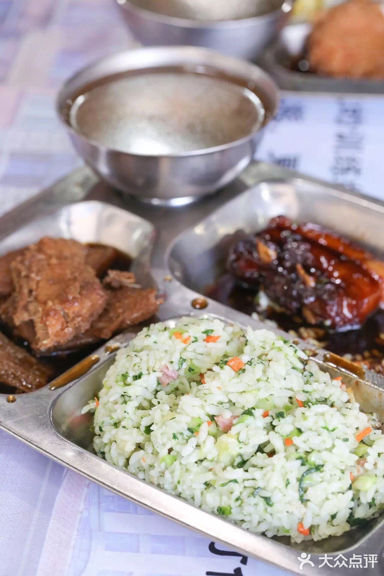 瞅瞅上戏的食堂吧！
