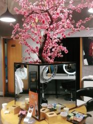 -时尚殿堂明星门店