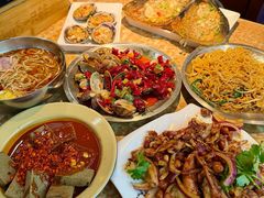 -喝丢一只鞋海鲜烧烤·海肠捞饭(东关街店)