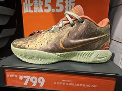 -斯普瑞斯奥特莱斯