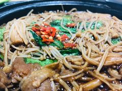 黄焖金针菇肉片-北京建筑大学食堂(西城校区店)