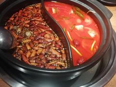 麻辣牛蛙番茄锅-串门邻居串串火锅(云南南路店)