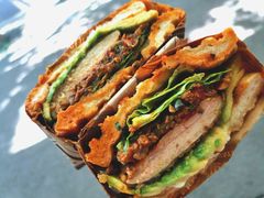 -Catch Bagel(芳草地店)