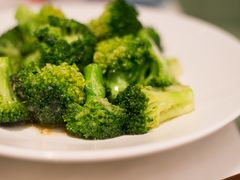 蒜蓉炒西蓝花-港丽餐厅(高德置地店)