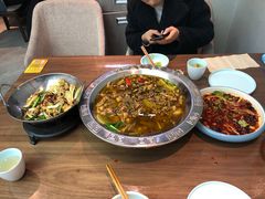 -有红鸡毛店·川菜(建设路店)