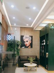 -悦Salon发型设计