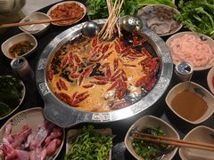 -洞亭火锅(防空洞总店)