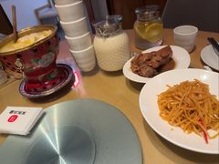 -关东小磨东北菜(上海长风大悦城店)