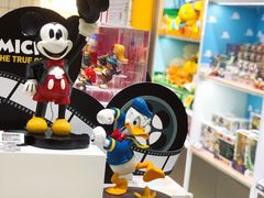 -泡泡玛特POPMART(上海环球港店)