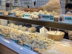 面包甜点陈列柜-袁记云饺(蛇口店)
