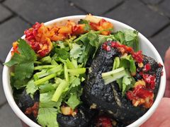-黑色经典臭豆腐·湖南特产(坡子街店)