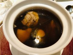 黑蒜猪软骨海鲜汤-泓0871臻选云南菜·味庄