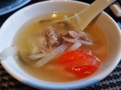 -蜈支洲岛珊瑚酒店临海阁中餐厅