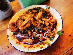 -拈签一笑黄牛肉辣卤串串
