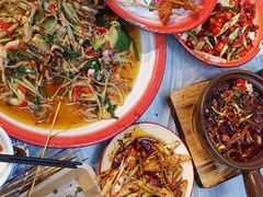 -十一街苍蝇馆子转经消江湖菜(九眼桥十一街店)