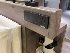-上海虹桥中心爱琴海亚朵S酒店